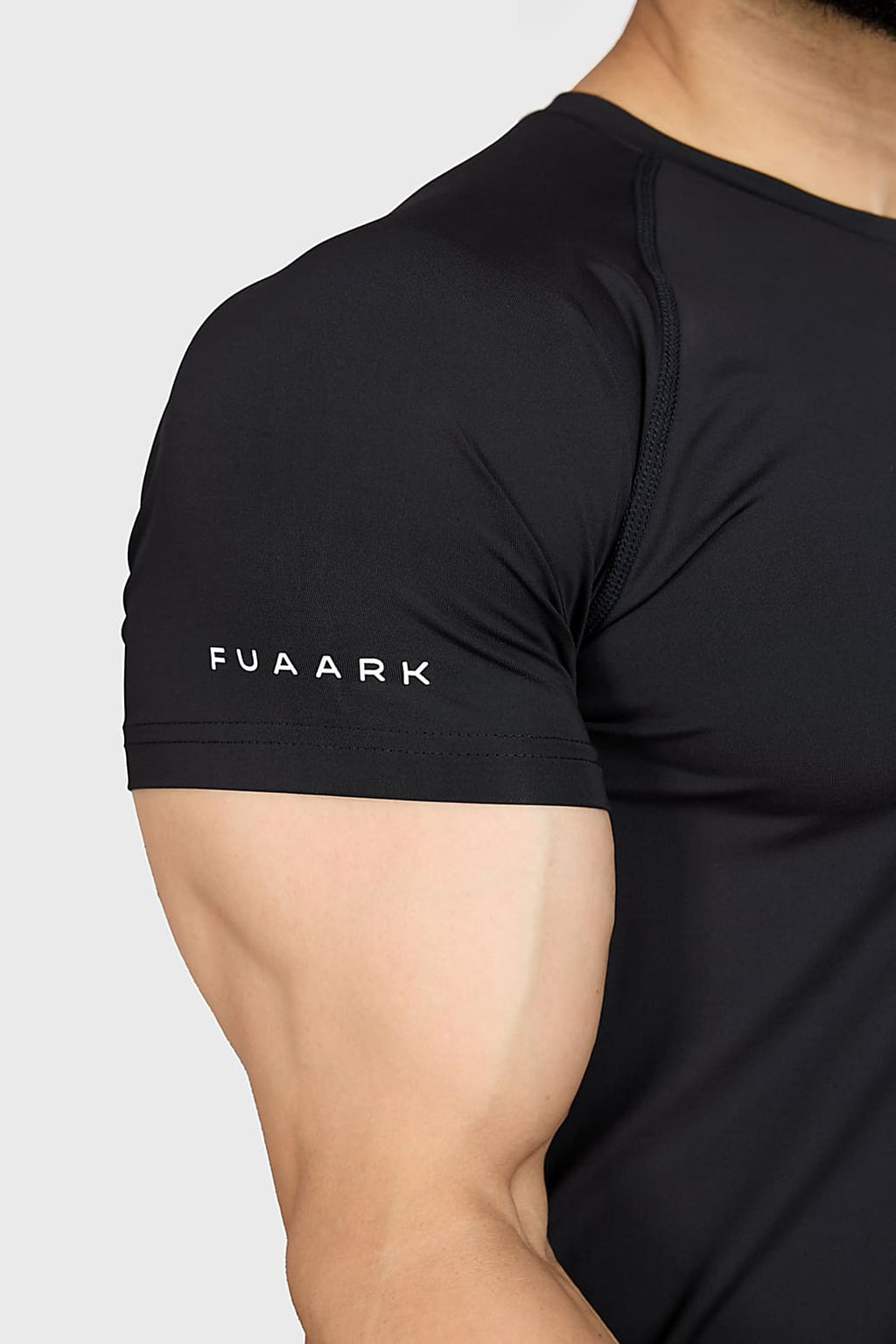 Urban T-shirt Black