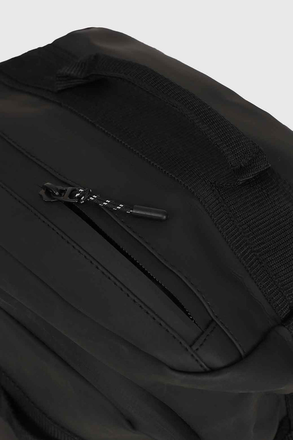 Statement Backpack Black