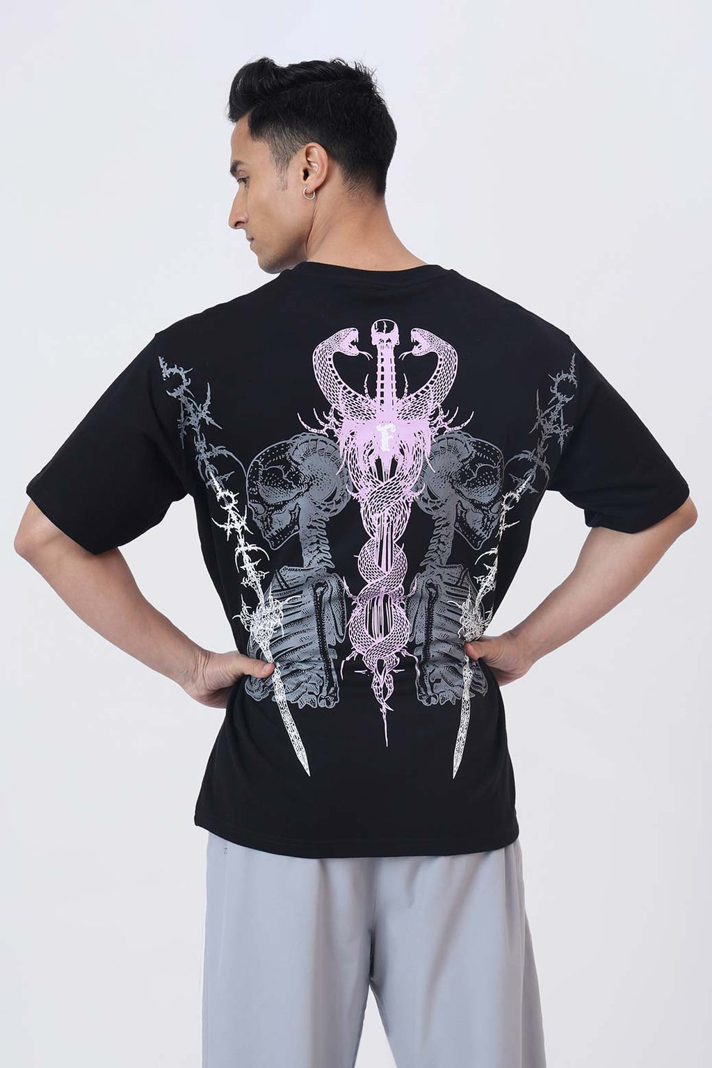 Twin Sword Oversized  T-shirt Black